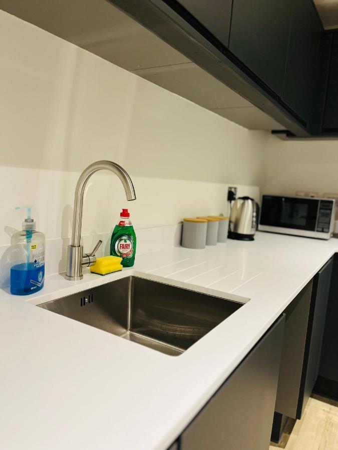 Brand New Modern 1 Bed Apartment Near Old Trafford Stadium Манчестер Экстерьер фото